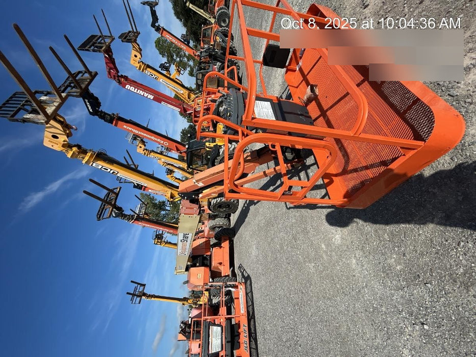 2019 JLG 860SJ