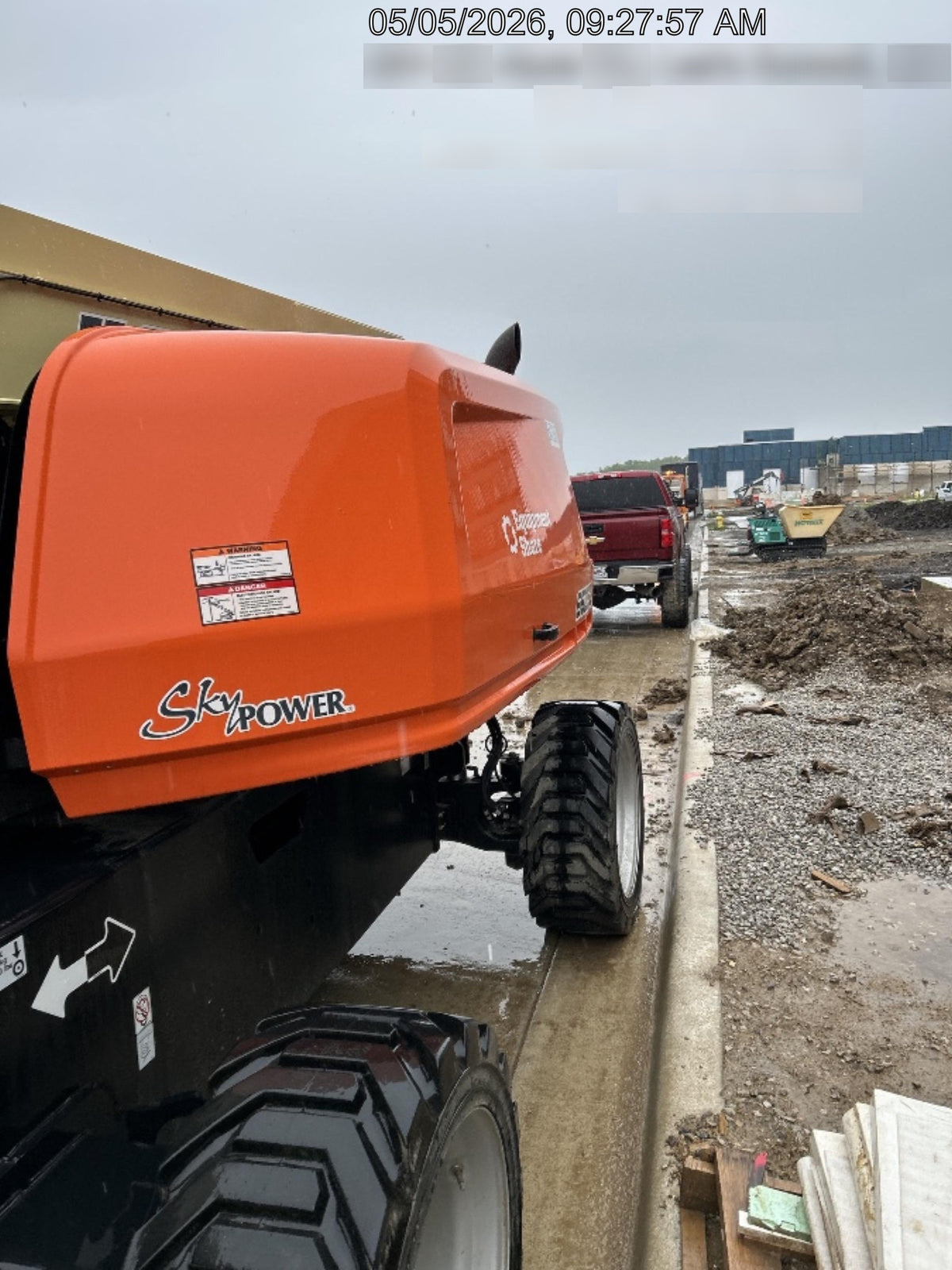 2025 JLG 660SJ
