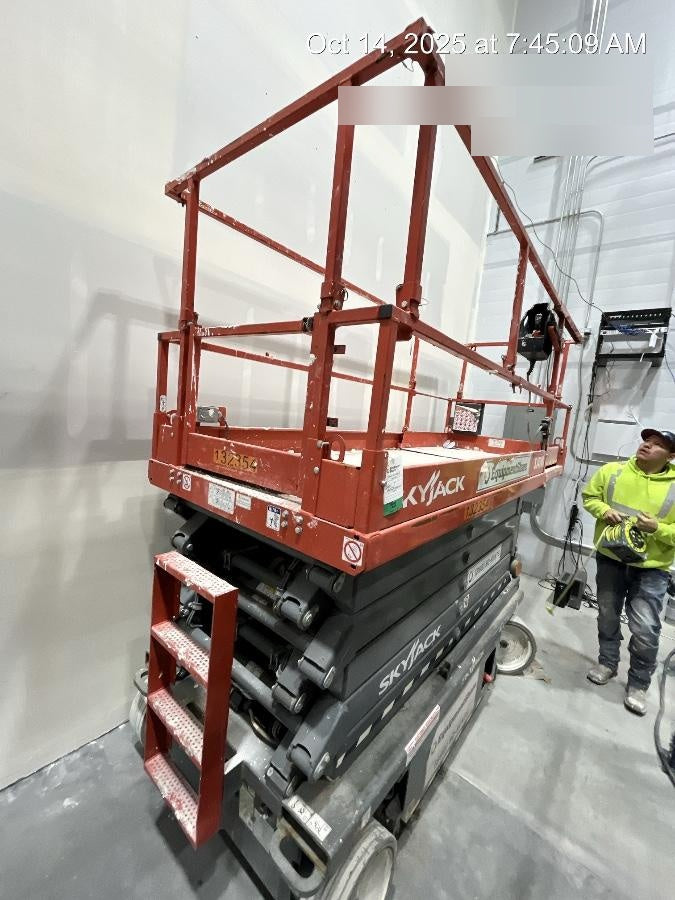 2021 SKYJACK SJ4740