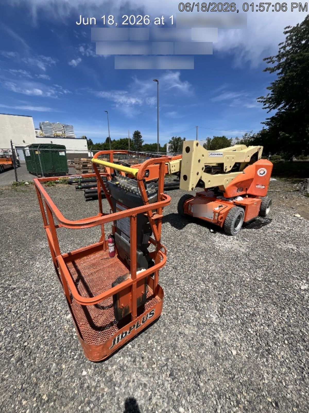 2019 JLG E400AJPN