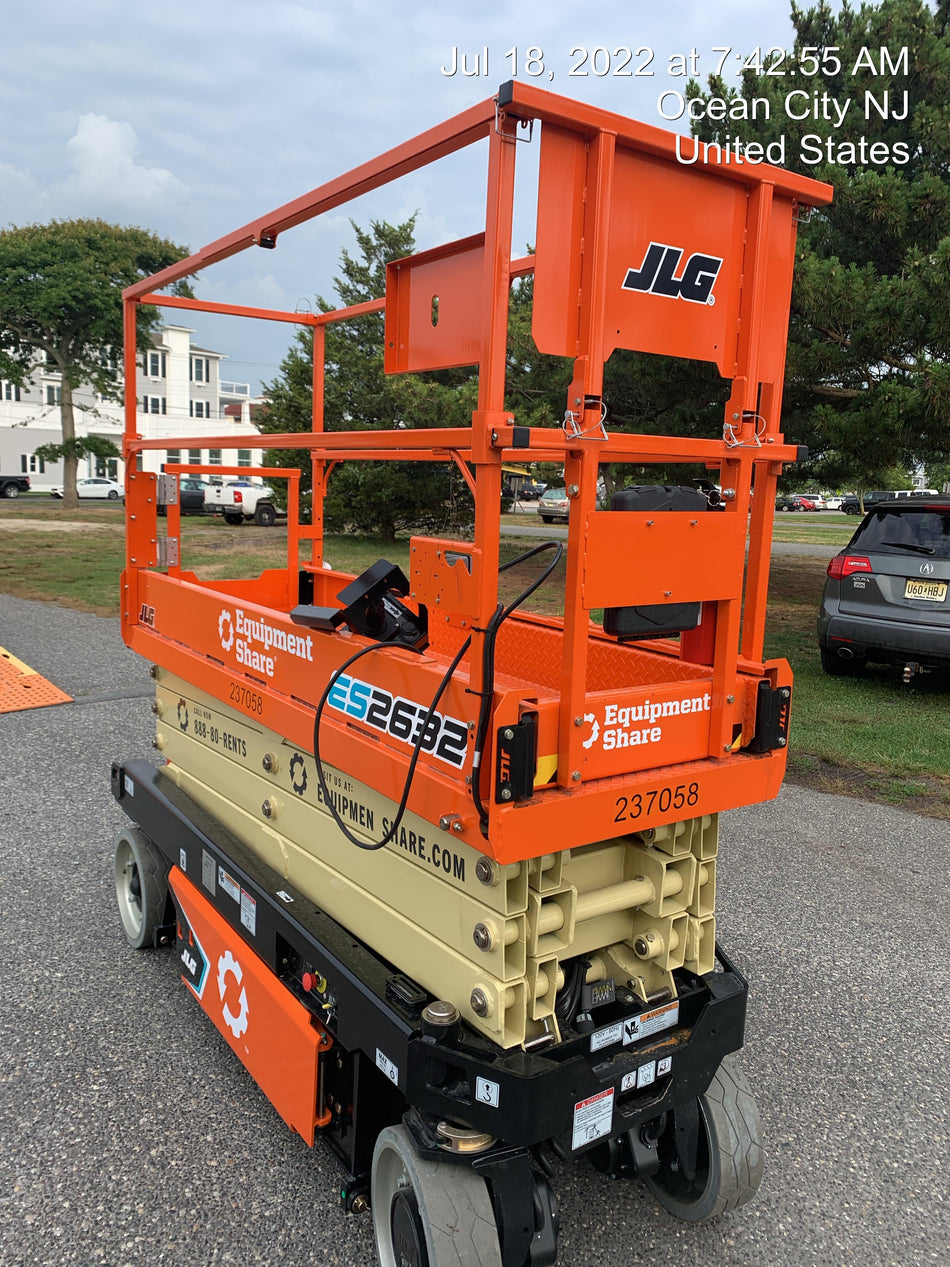 2022 JLG ES2632