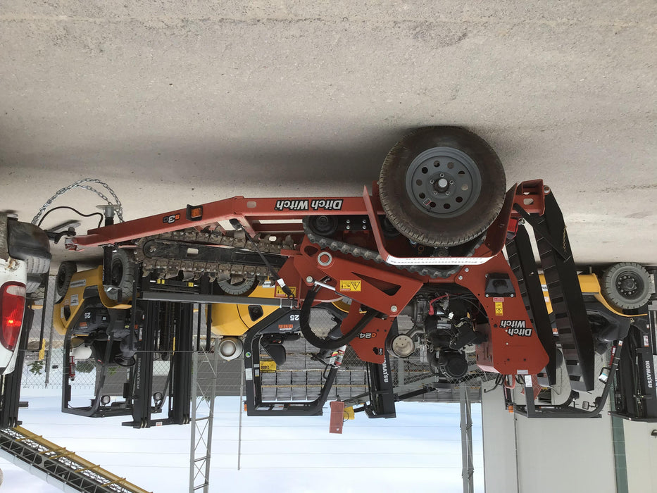 2020 DITCH WITCH C24XA