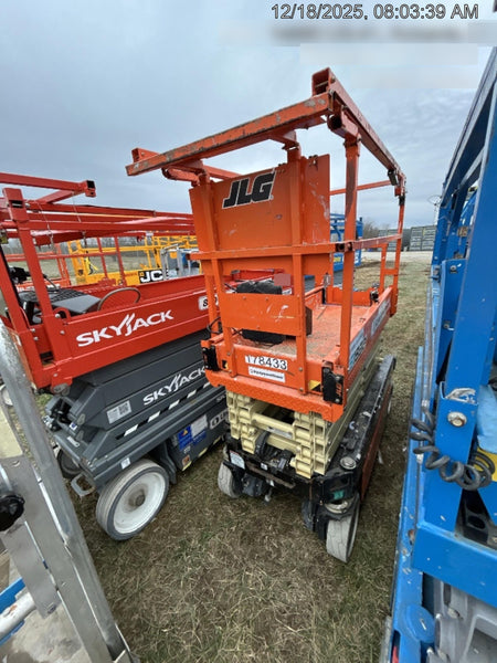 2021 JLG ES1932