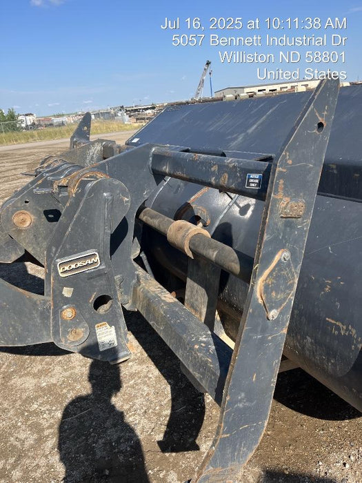 2023 PALADIN 96" Loader Fork Carriage - Paladin