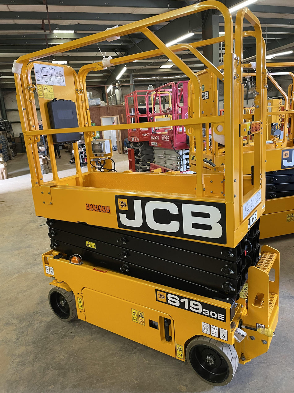 2023 JCB S1930E
