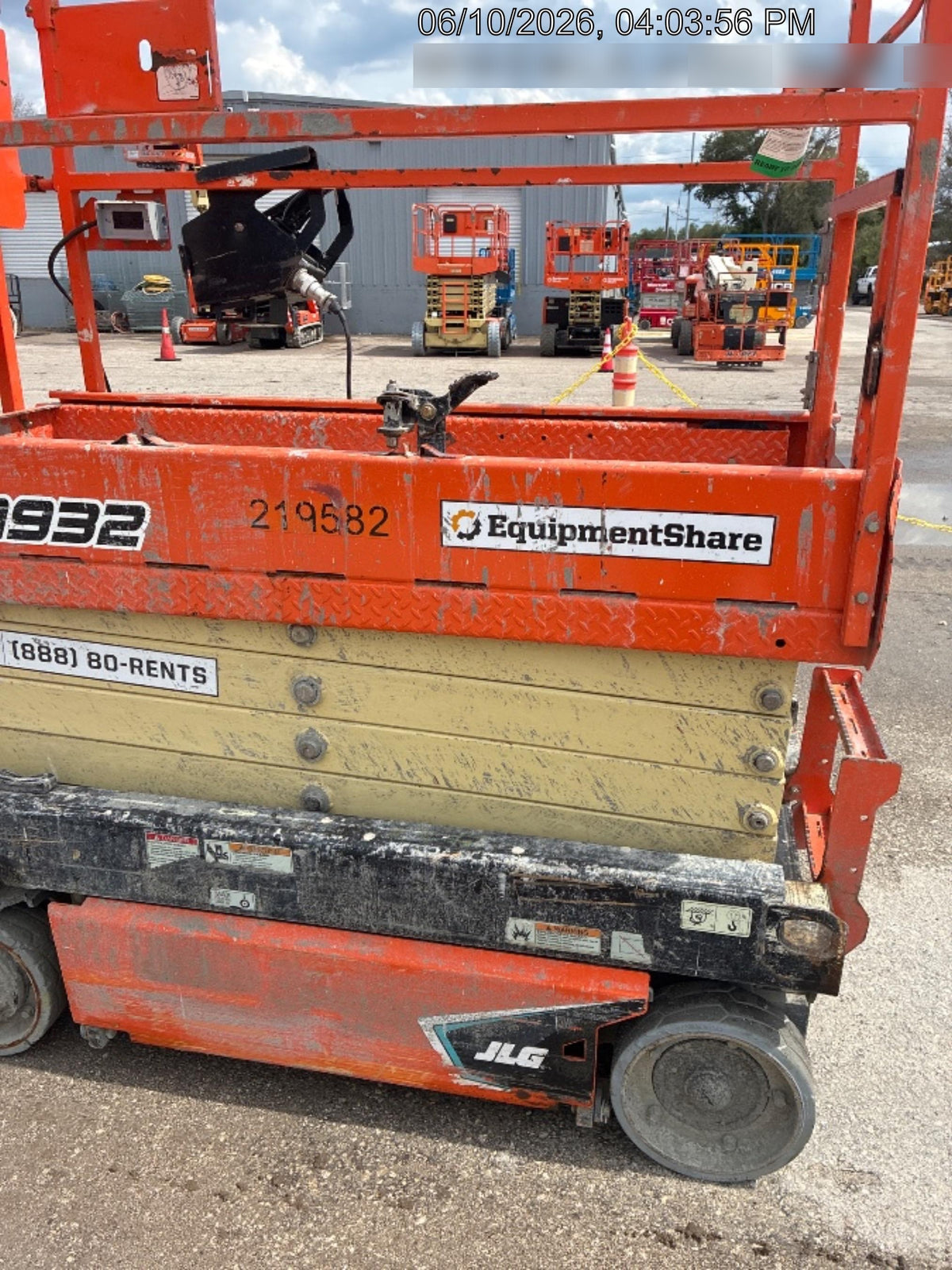 2022 JLG ES1932