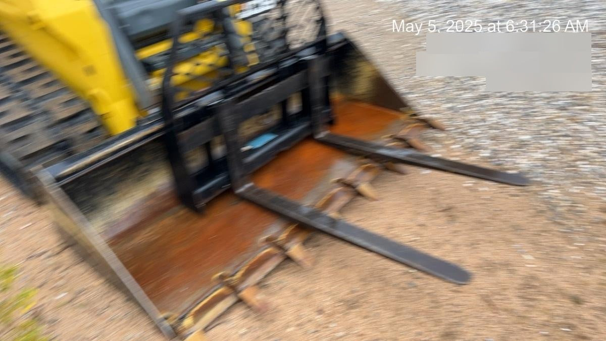 2021 PALADIN 48" Pallet Forks - Paladin