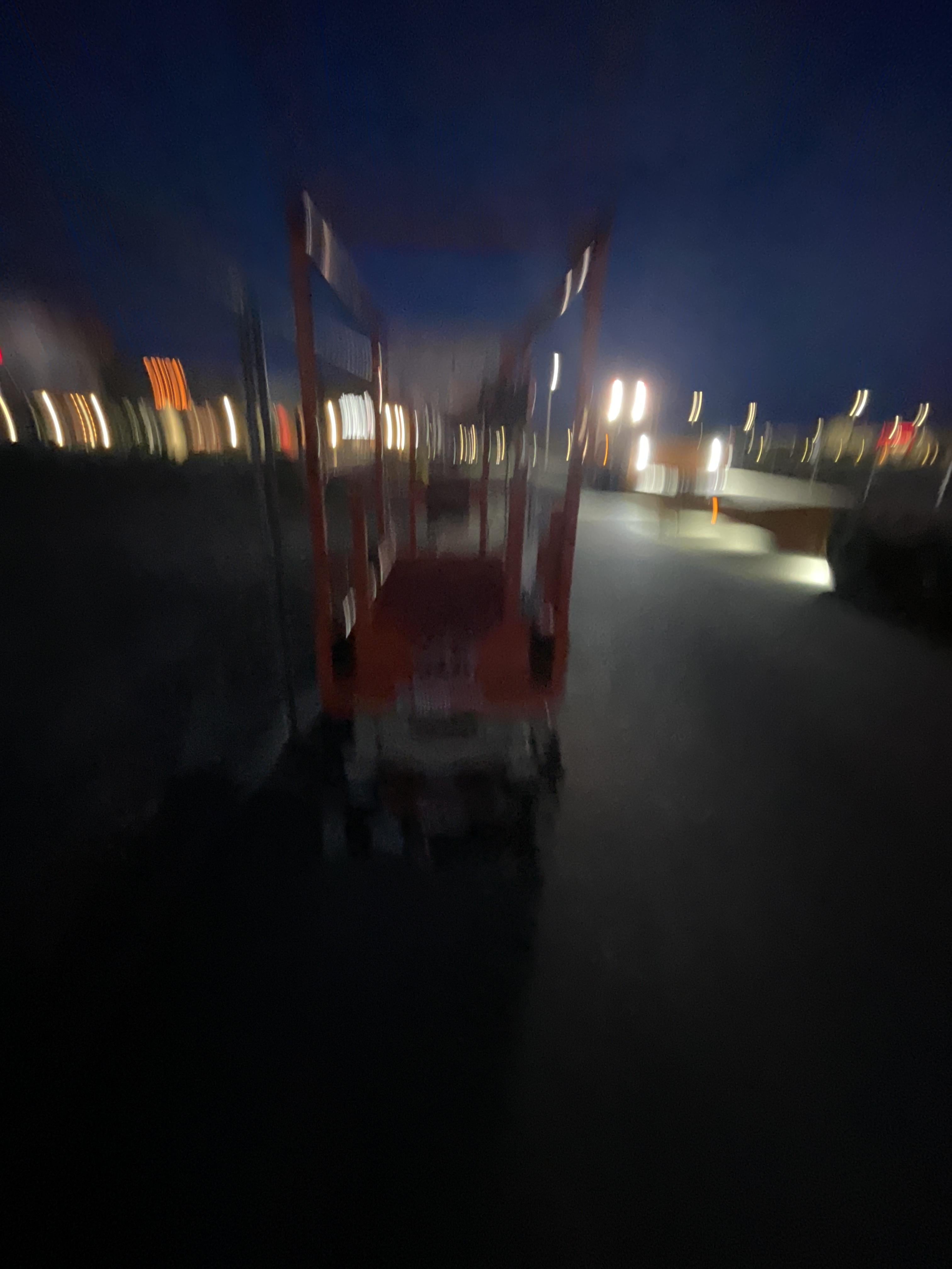 2022 JLG ES1330L