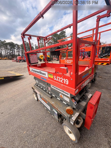 2021 SKYJACK SJ3219