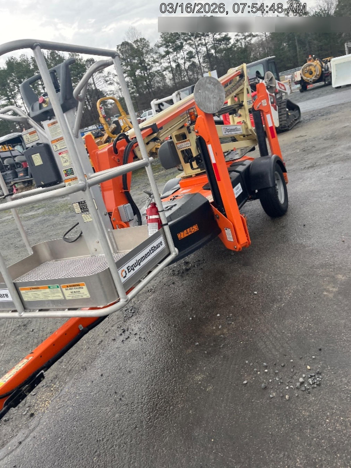 2022 JLG T350