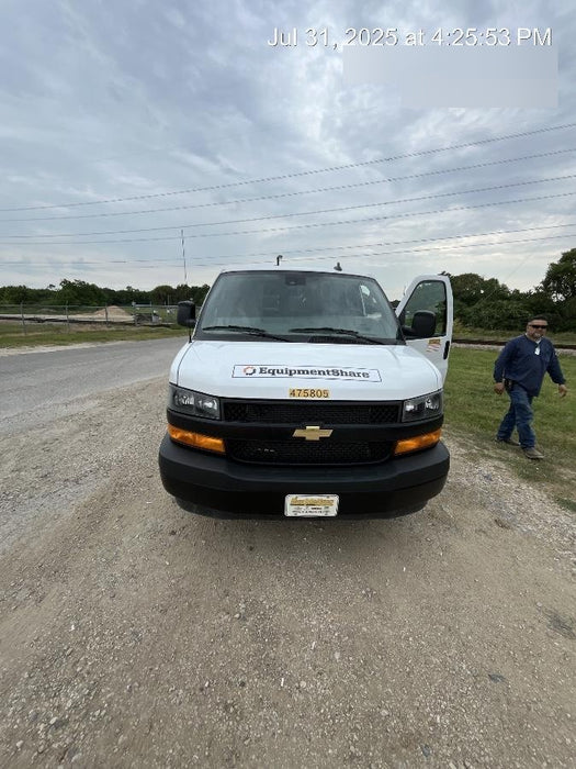 2025 CHEVROLET Express Van - Rental