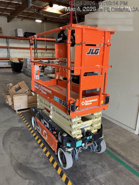 2024 JLG ES1932