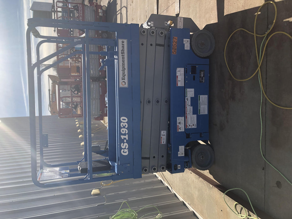 2019 Genie GS-1930 Fixed Rails with Chain Entry