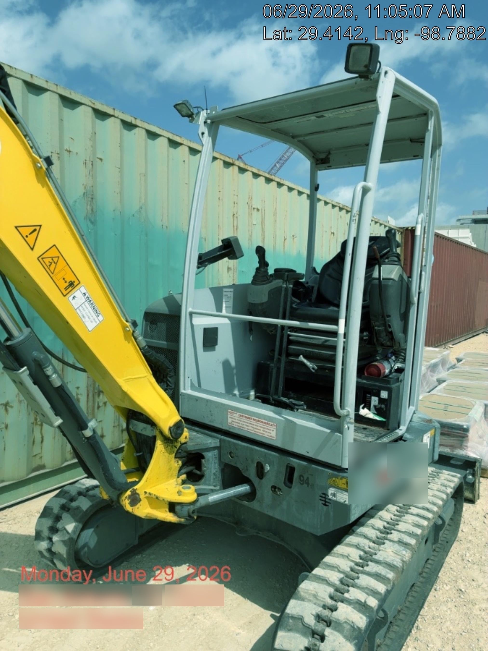 Wacker Neuson EZ36 Canopy unit with one Bucket