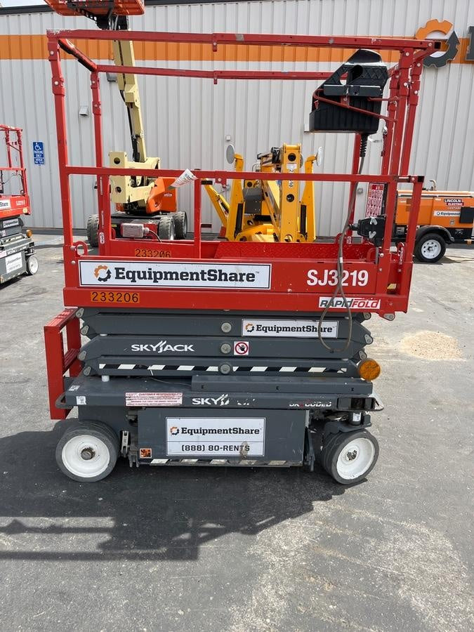 2022 SKYJACK SJ3219