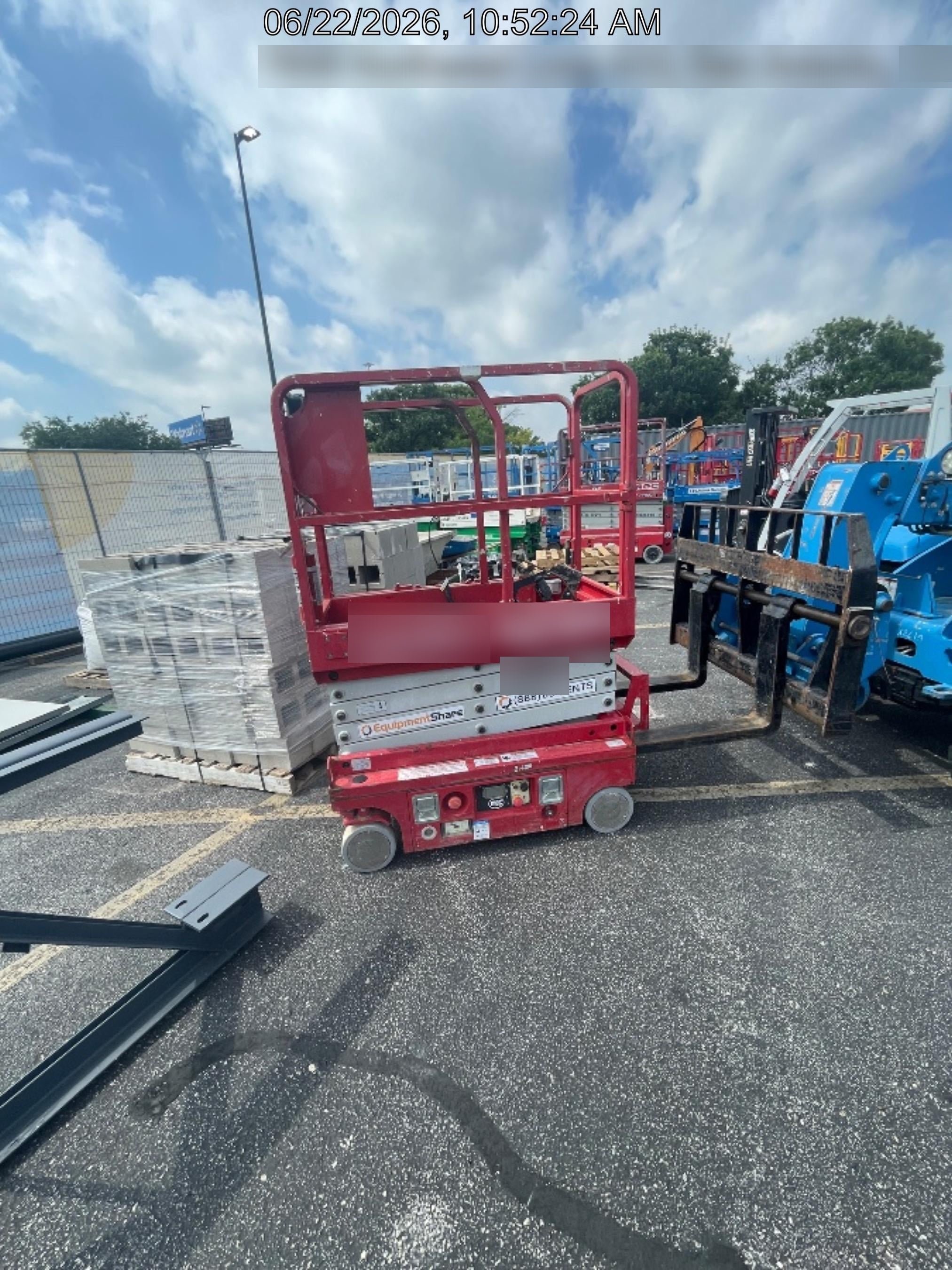2019 MEC 1330SE MEC 1330SE w/ES Track Hardware, Full Extended 2 Year Warranty