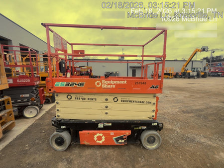 2022 JLG ES3246