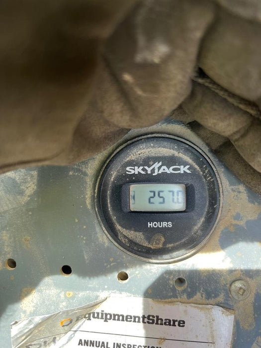 2018 Skyjack SJIII-3219 Skyjack SJIII3219 Scissor Lift w/Trojan Batteries