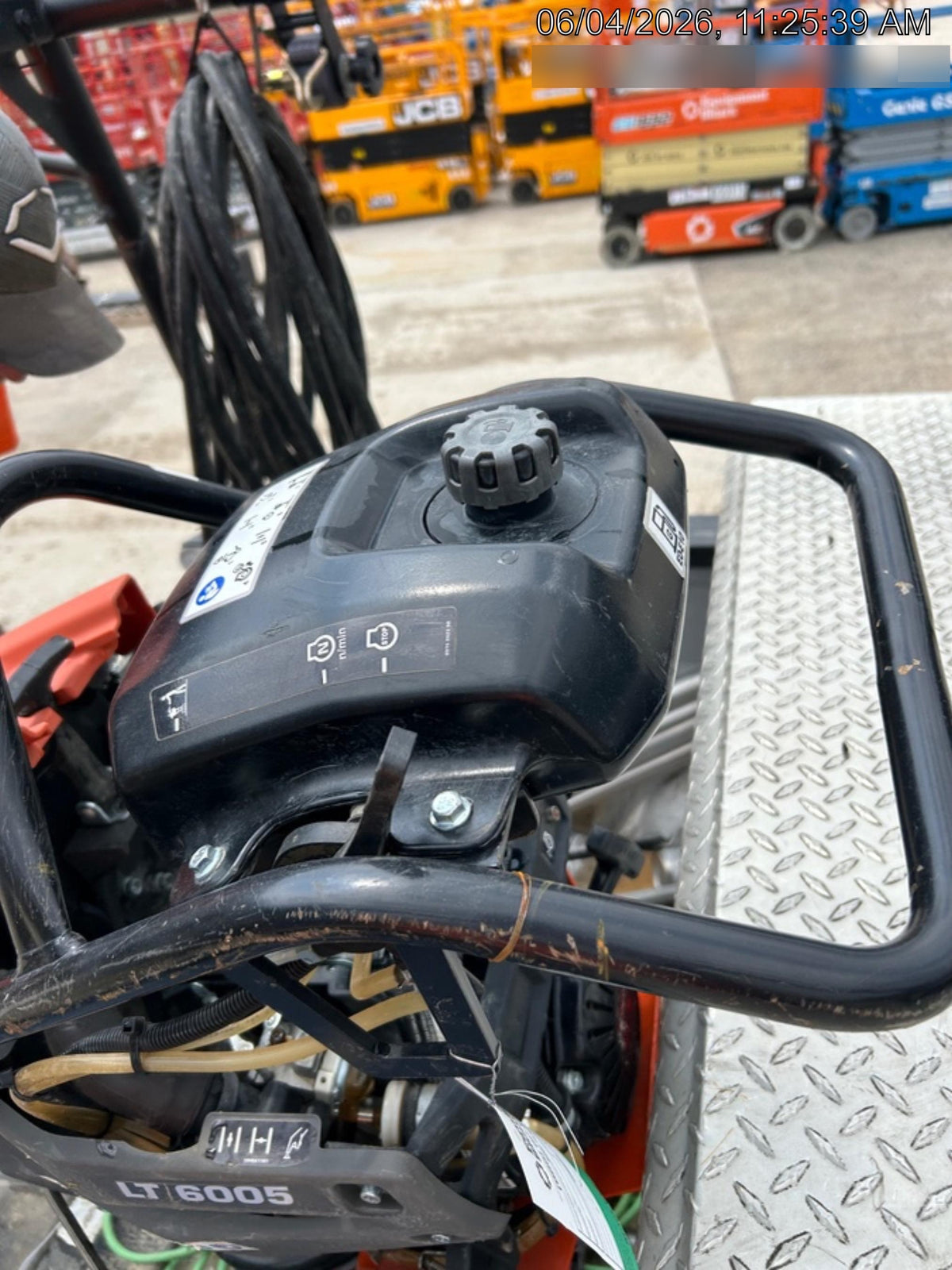 2024 HUSQVARNA LT6005
