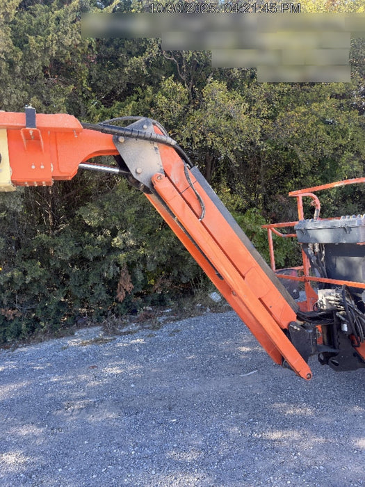 2018 JLG 660SJ