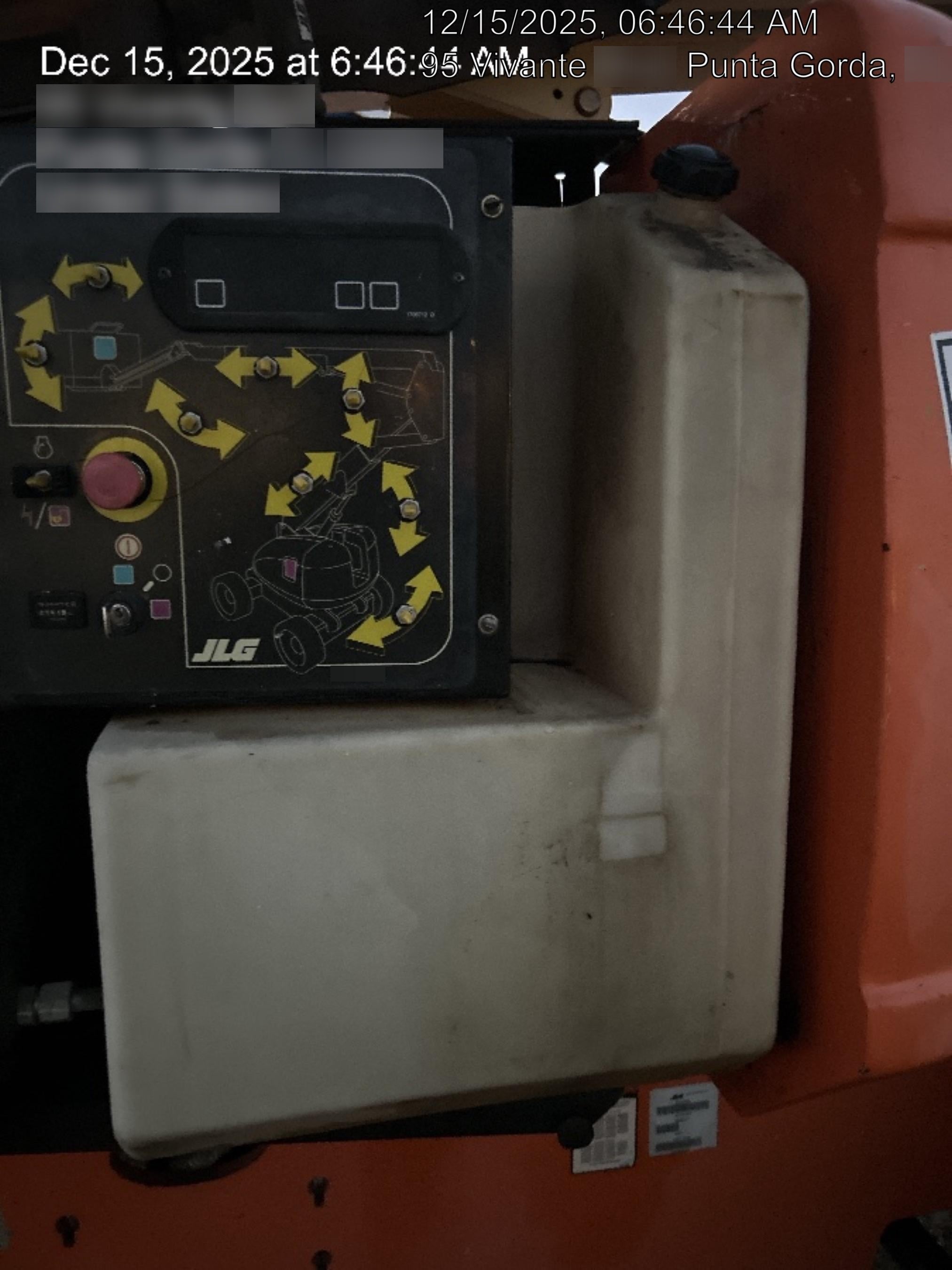 2021 JLG 600AJ