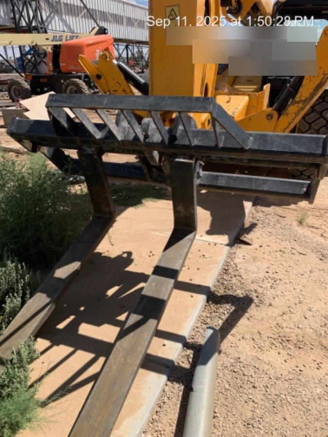 2022 JCB 512-56