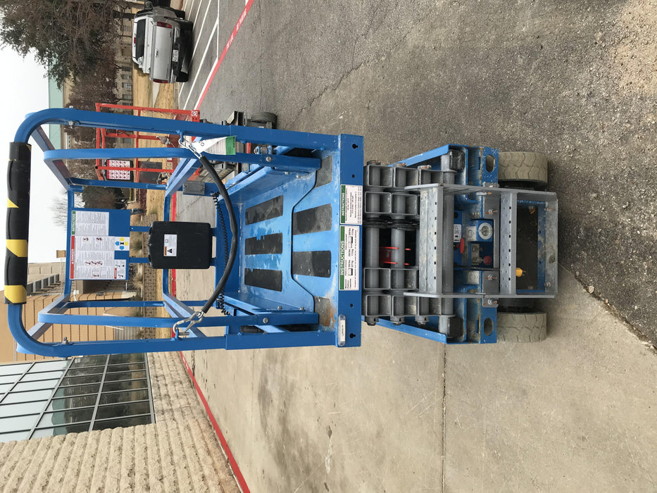 2019 Genie GS-1930 Fixed Rails with Chain Entry