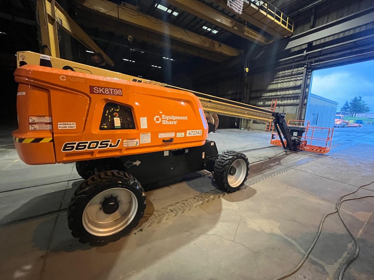 2024 JLG 660SJ