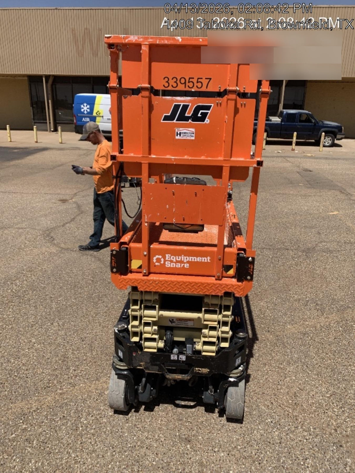 2023 JLG ES1932