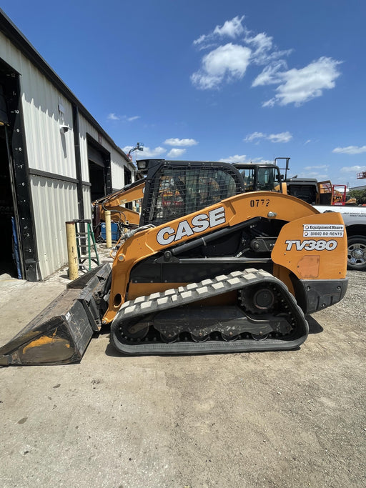 2018 CASE TV380