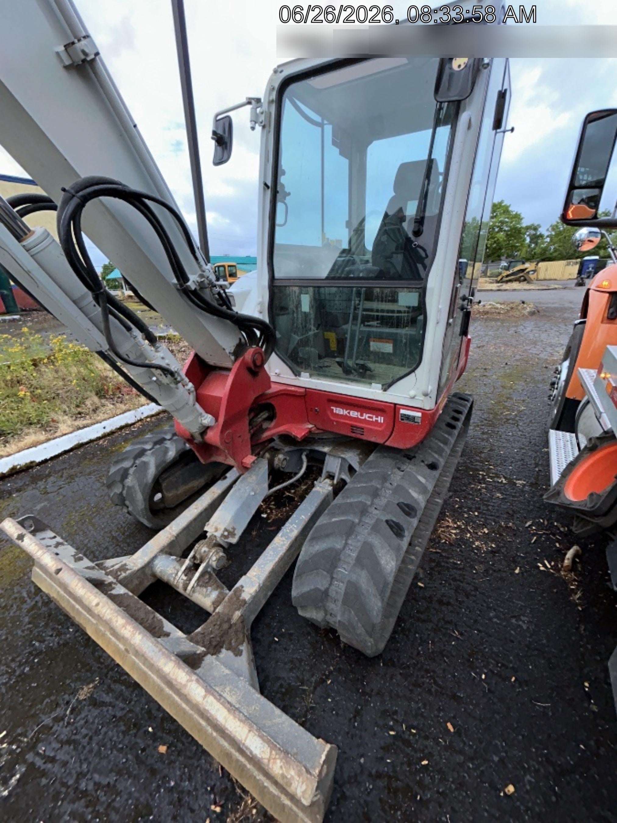 2023 TAKEUCHI TB250-2CR