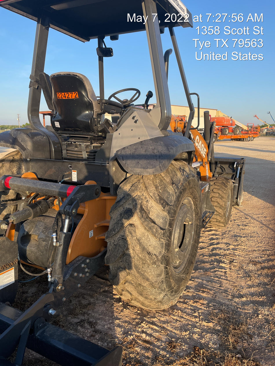 2022 CASE 570N EP