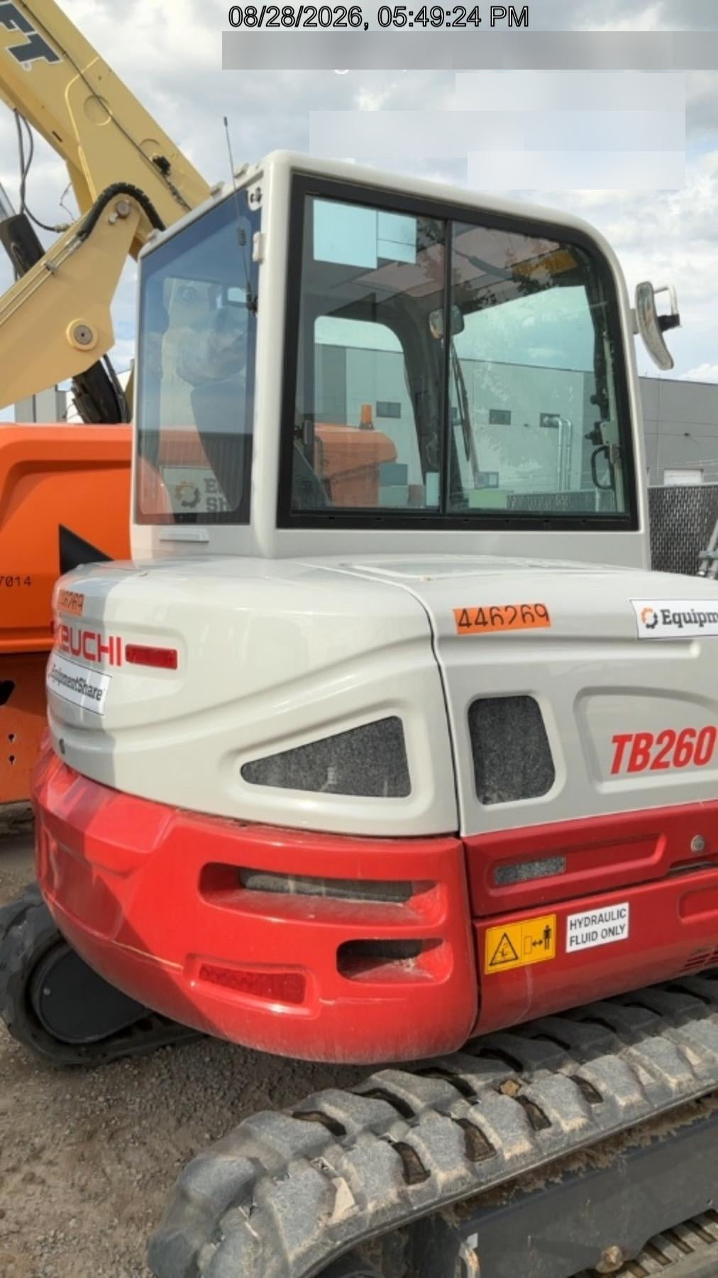 2024 TAKEUCHI TB260-CR