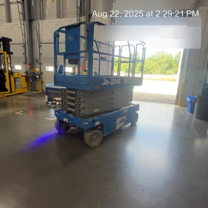 2019 Genie GS-3246 Folding rails with full height swing gate