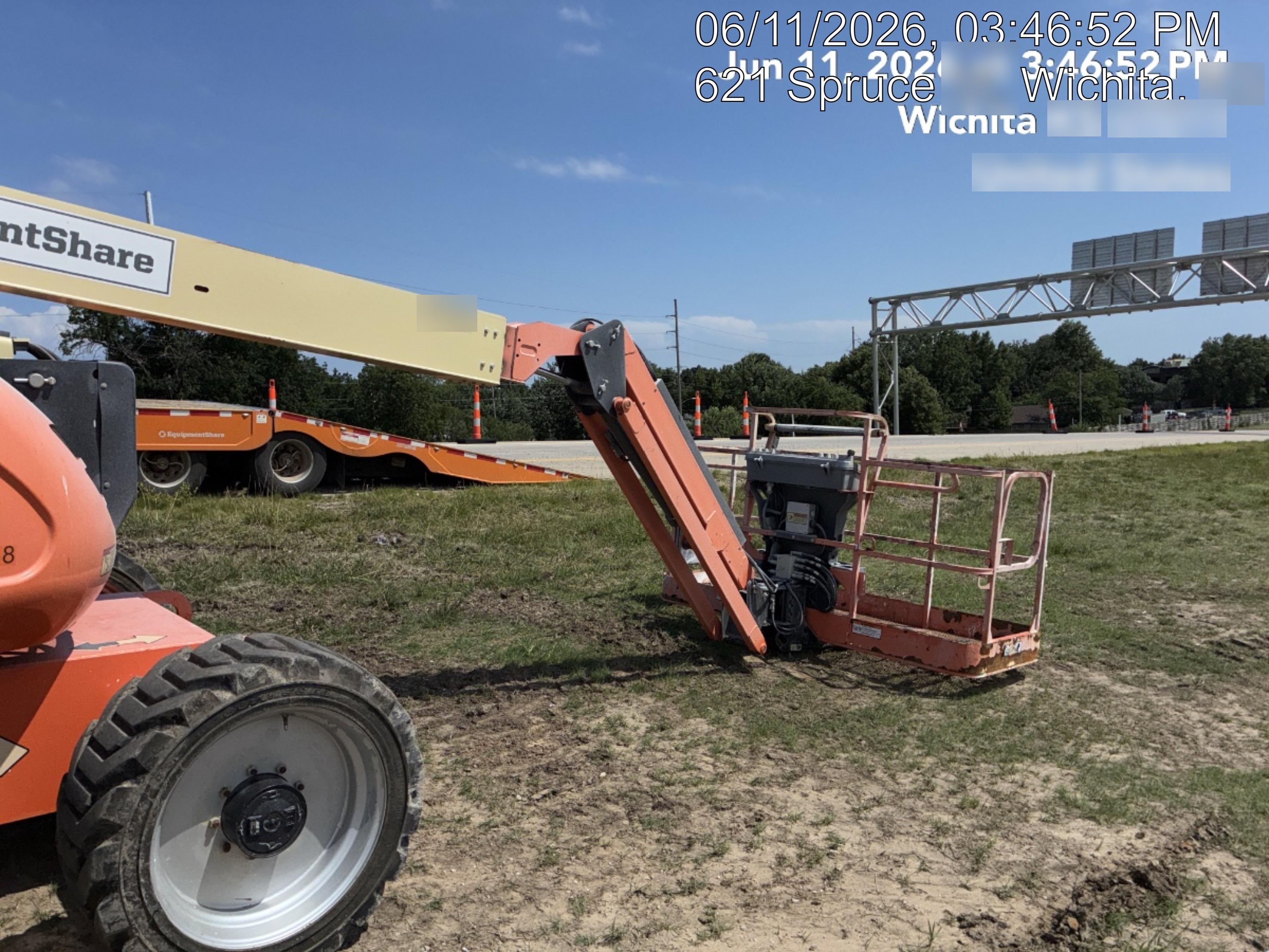 2019 JLG 600AJ