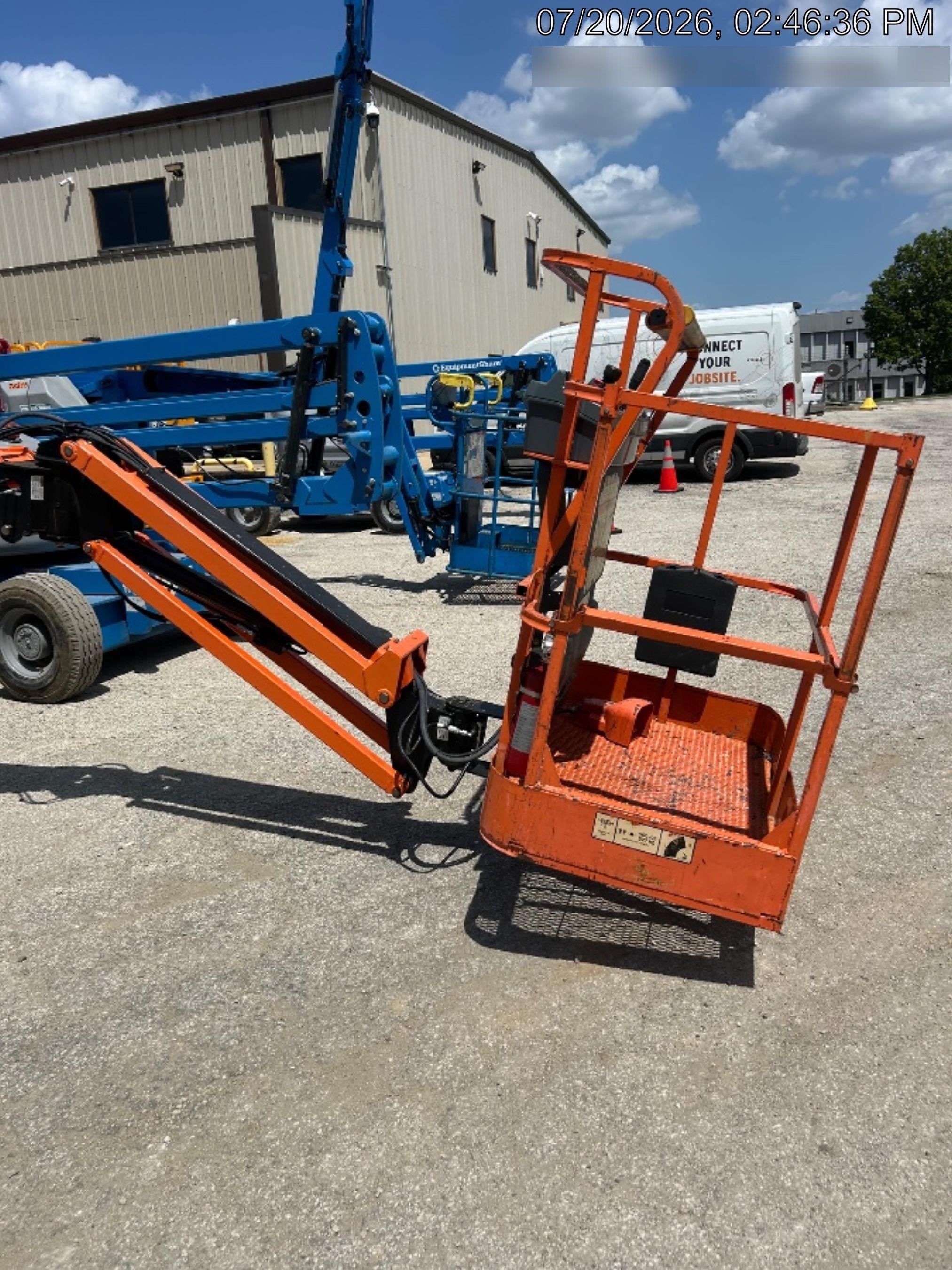 2019 JLG E400AJPN