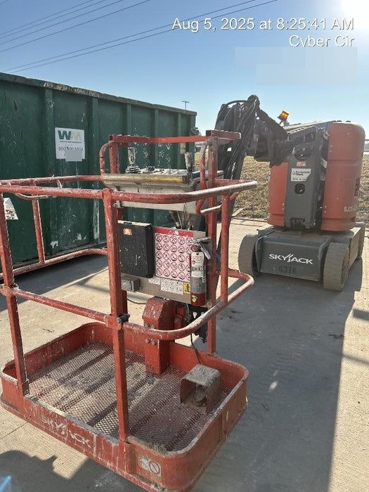 2017 SKYJACK SJ30 AJE