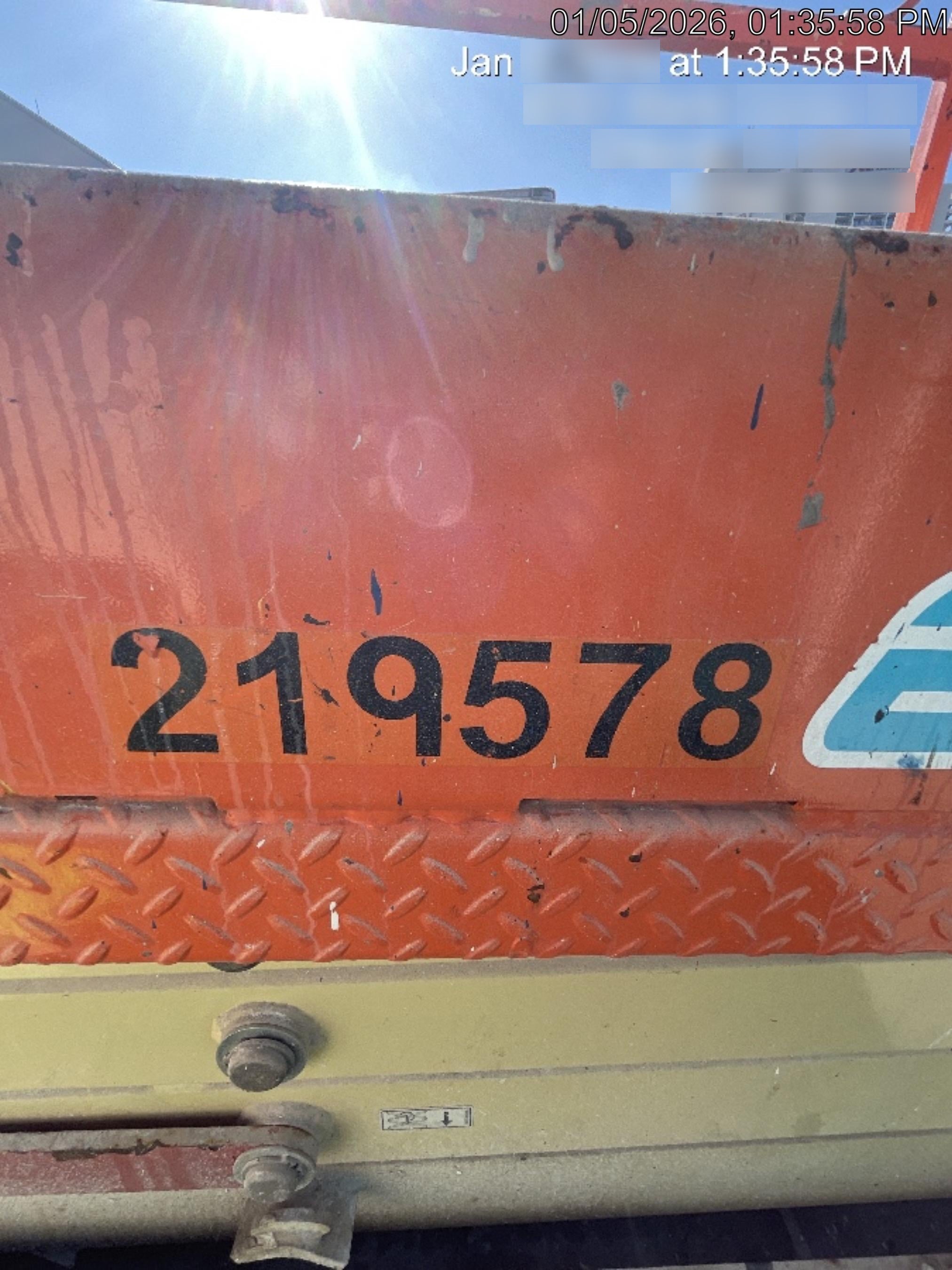 2022 JLG ES1932