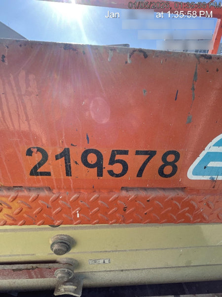 2022 JLG ES1932