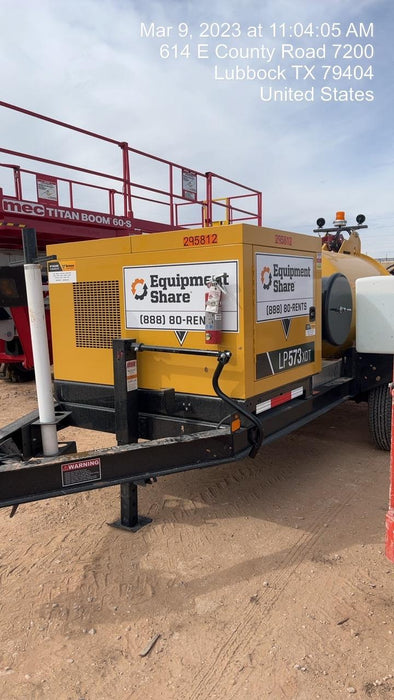 2023 Vac-Tron LP573XDT T4 Koehler Diesel Engine, 500 Gallon Debris Tank, x2 100 Gallon Water Tanks