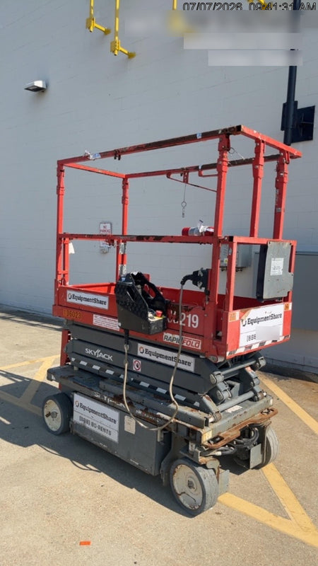 2021 SKYJACK SJ3219