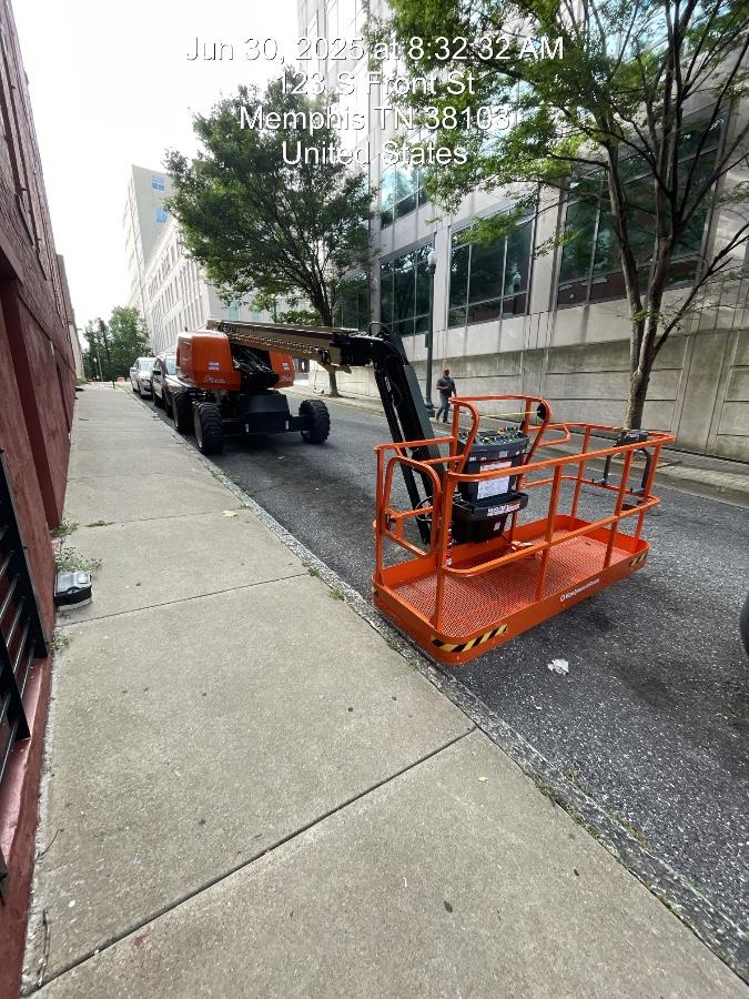 2025 JLG 660SJ