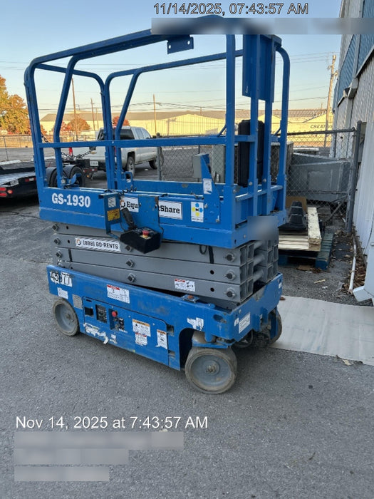 2019 Genie GS-1930 Fixed rails with chain Entry