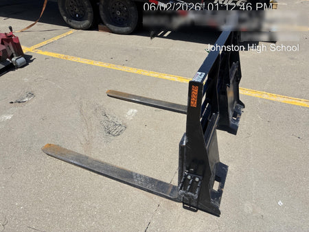 2025 ARROW MATERIAL HANDLING 24" Pallet Fork Frame