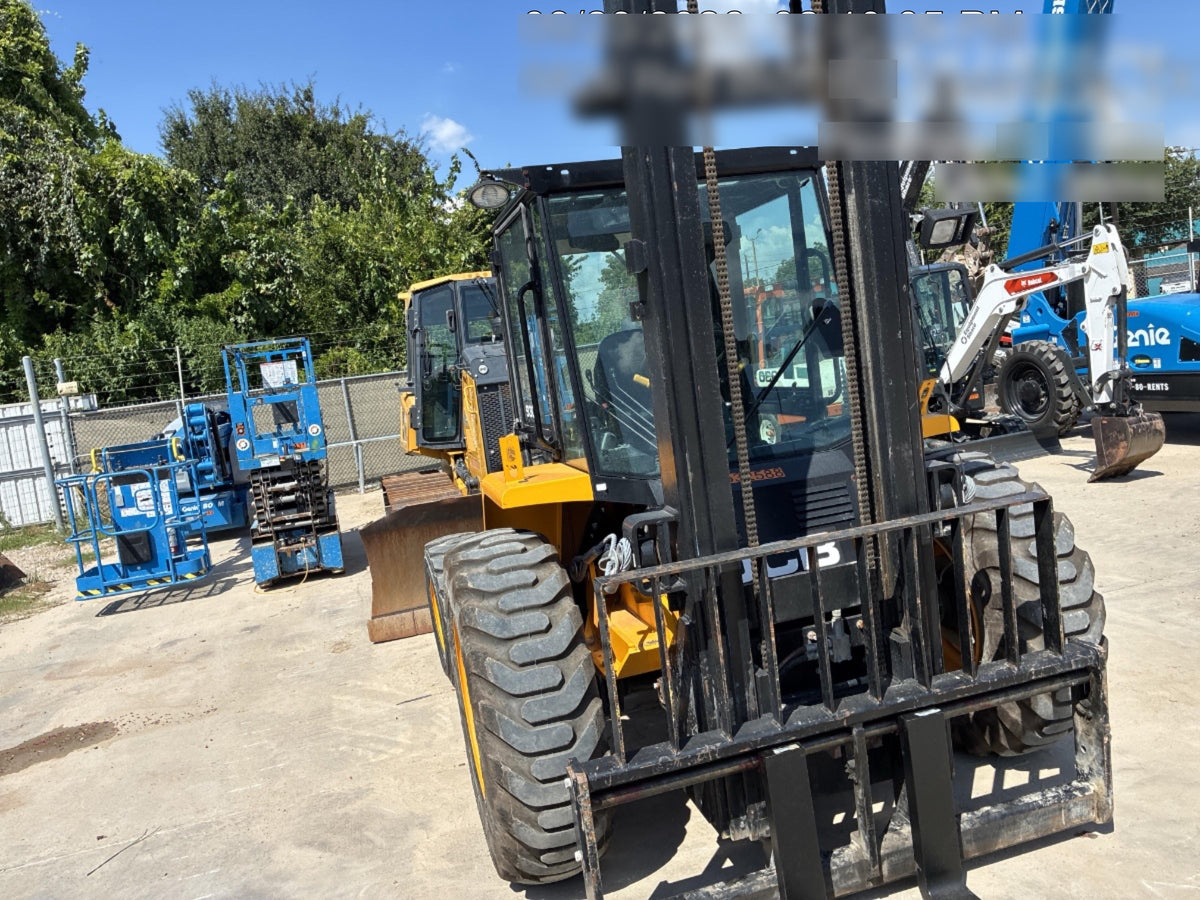 2025 JCB 930-4