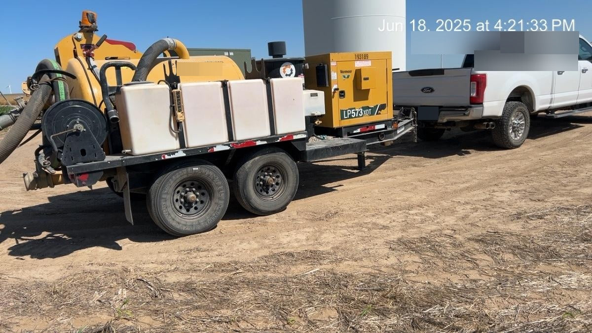 2021 VAC-TRON LP573XDT