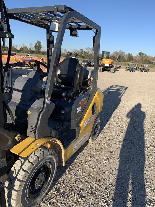 2021 KOMATSU FG25T-16