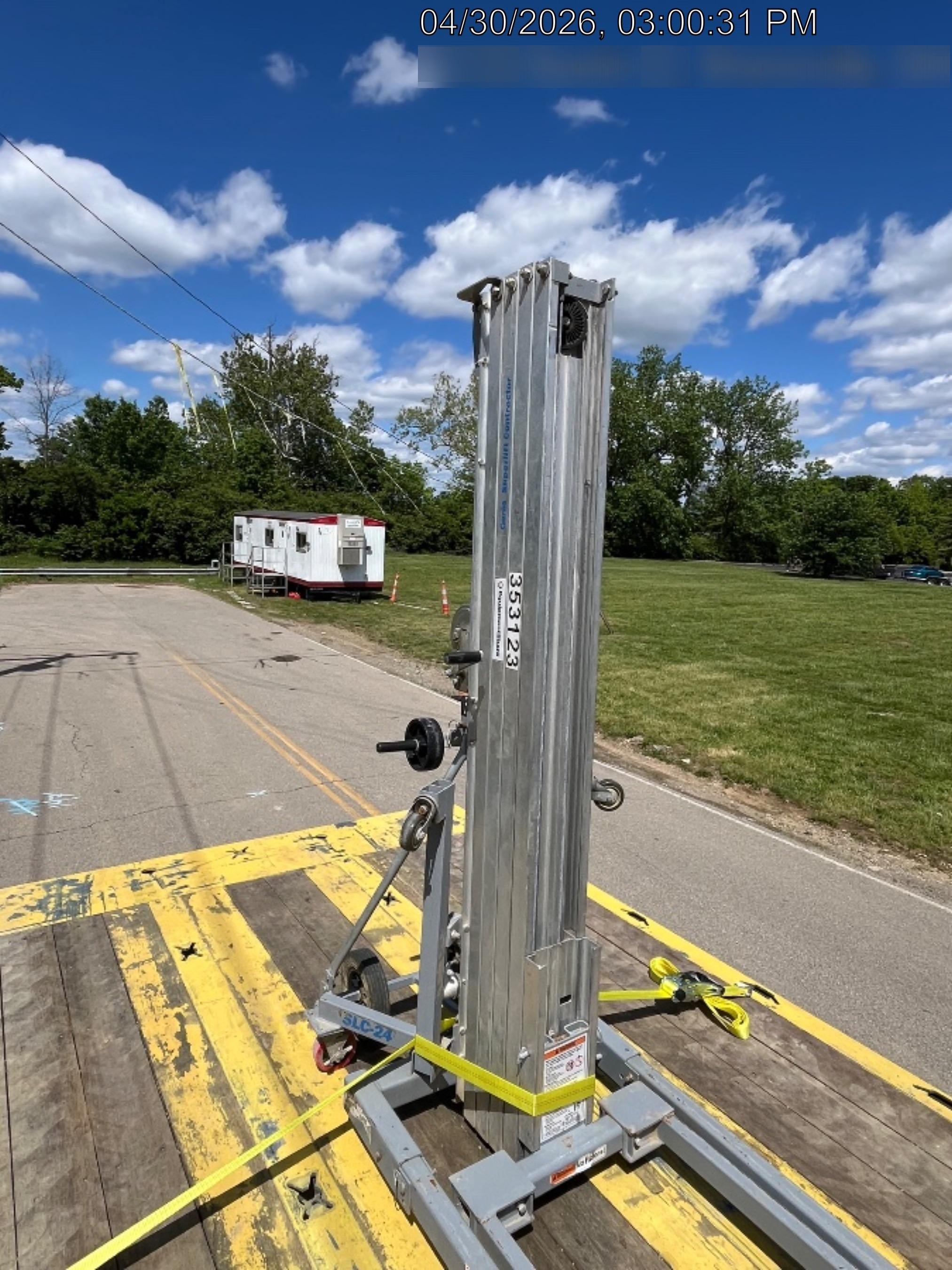 2023 GENIE SLC-24