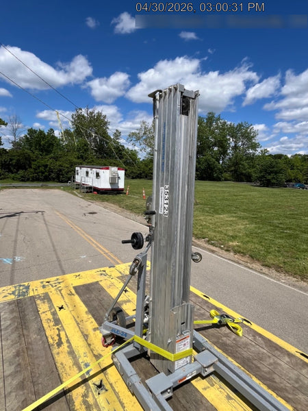 2023 GENIE SLC-24