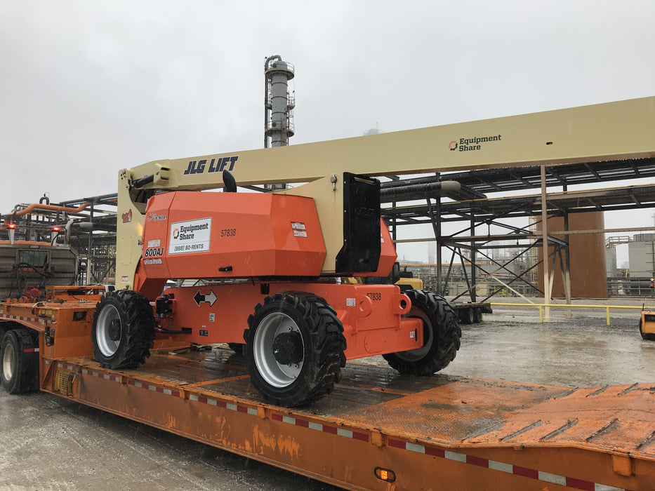 2019 JLG 800AJ